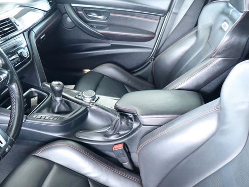 Used 2016 BMW M3 RWD image 19