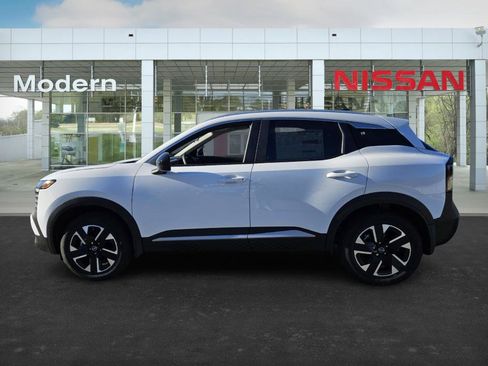 New 2026 Nissan Kicks SV image 6