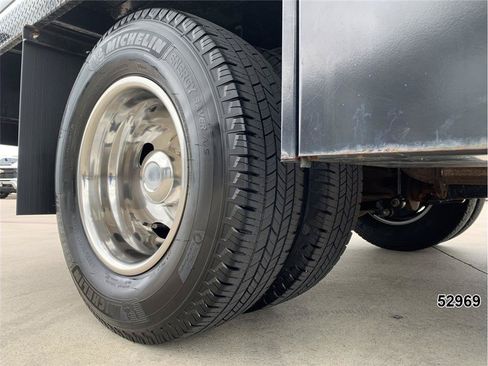 Used 2024 Ford F350 XL w/ XL Chrome Package RWD image 19