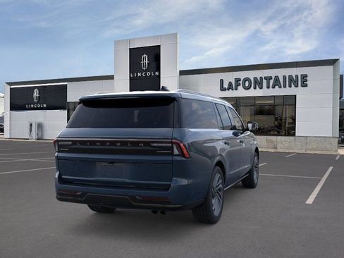 New 2026 Lincoln Navigator L Reserve AWD/4WD image 8