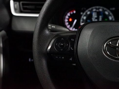 Certified 2025 Toyota RAV4 LE FWD image 14