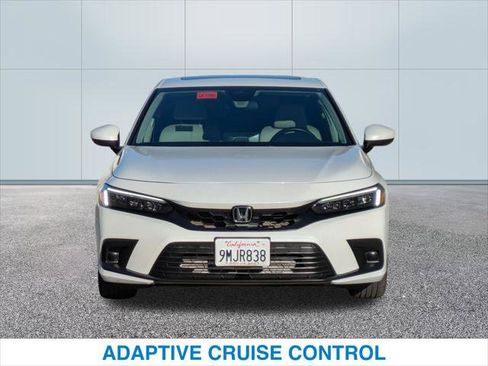 Certified 2024 Honda Civic EX-L image 3