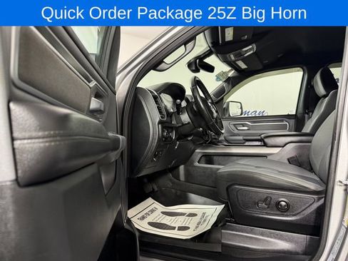 Used 2022 RAM 1500 Big Horn AWD/4WD image 13