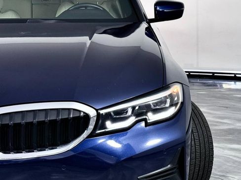 Used 2019 BMW 330i xDrive Sedan w/ Convenience Package AWD/4WD image 6
