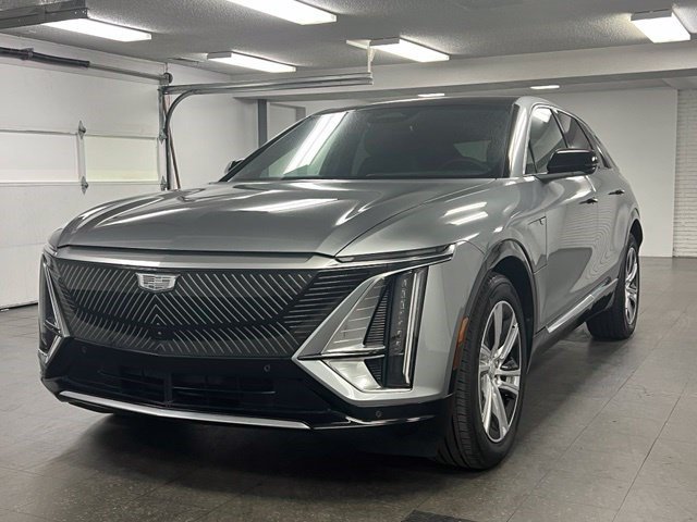 Certified 2024 Cadillac Lyriq Tech w/ Driver Assist Package AWD/4WD image 1