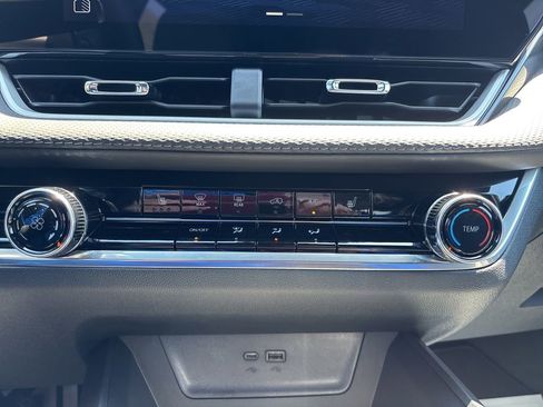 New 2026 Chevrolet Equinox LT FWD image 15