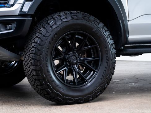 Used 2023 Ford F150 Raptor w/ Equipment Group 802A Raptor R AWD/4WD image 4