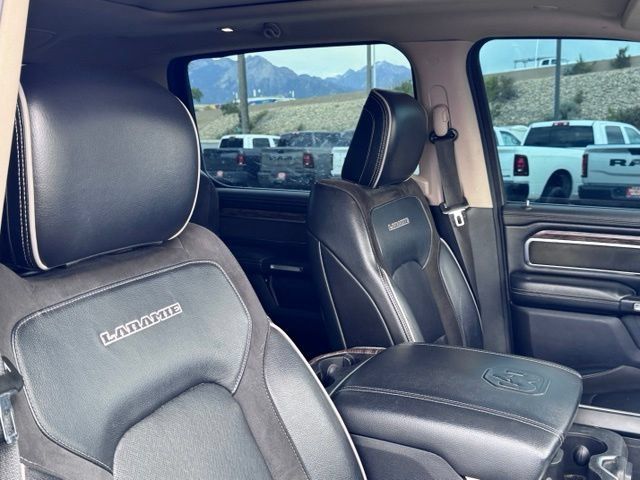 Used 2019 RAM 1500 Laramie AWD/4WD image 15