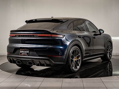 Certified 2024 Porsche Cayenne Turbo GT image 8