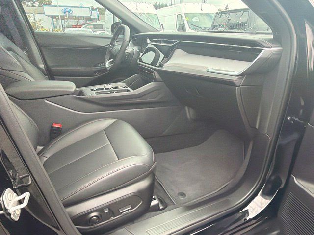 Used 2026 Jeep Cherokee Limited AWD/4WD image 9