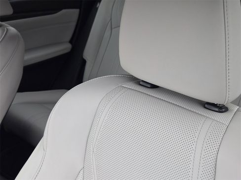 Certified 2022 Lexus RX 450h 450h w/ Luxury Package image 15