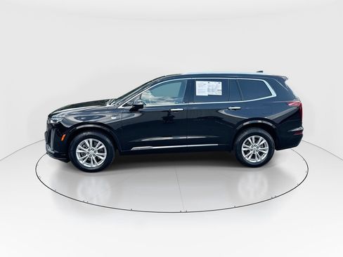 Used 2024 Cadillac XT6 Luxury FWD image 5