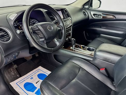 Used 2013 Nissan Pathfinder SL FWD image 11