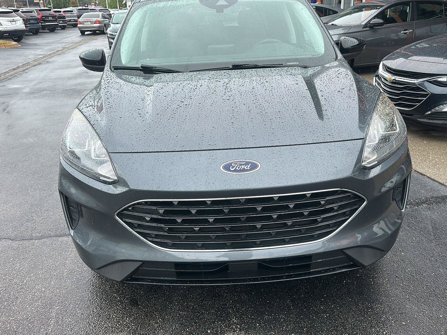 Used 2022 Ford Escape SE w/ SE Sport Appearance Package FWD image 7