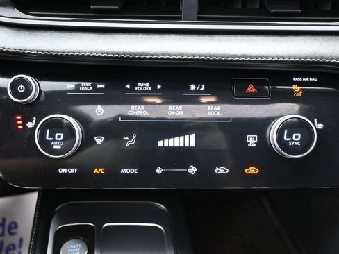 Used 2024 INFINITI QX60 Luxe AWD/4WD image 28