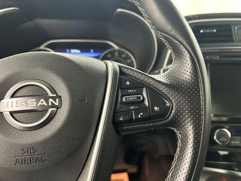 Used 2023 Nissan Maxima SL FWD image 13