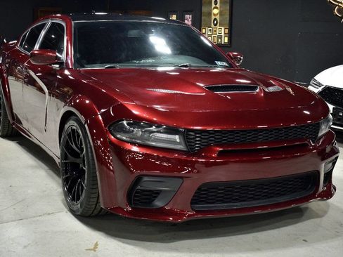 Used 2018 Dodge Charger SRT Hellcat image 4