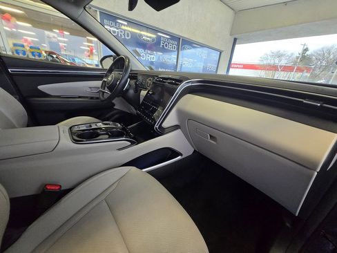Used 2024 Hyundai Tucson Limited image 28