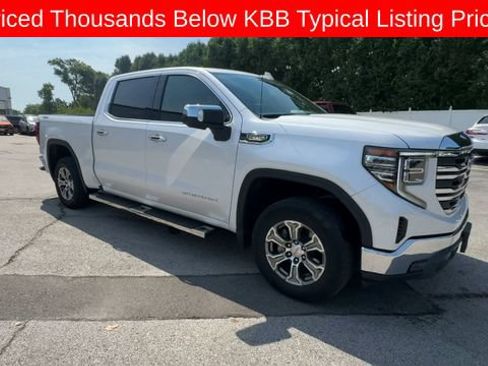 Used 2024 GMC Sierra 1500 SLT AWD/4WD image 2
