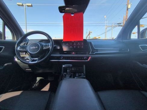 Used 2023 Kia Sportage X-Line image 2