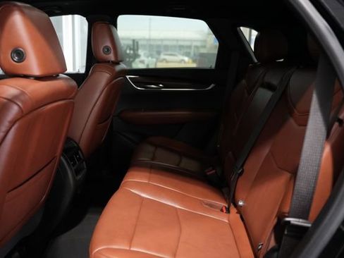 Used 2021 Cadillac XT5 Premium Luxury image 15