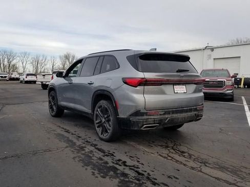 New 2026 Buick Enclave Sport Touring w/ Power Package FWD image 8