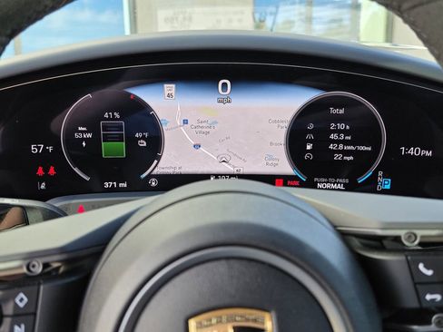 Used 2025 Porsche Taycan 4S image 28