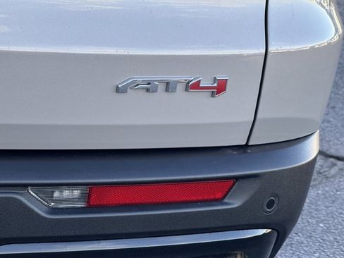 Used 2026 GMC Acadia AT4 image 10