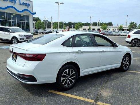 Used 2025 Volkswagen Jetta S FWD image 11
