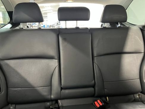 Used 2016 Subaru Outback 2.5i Limited AWD/4WD image 11