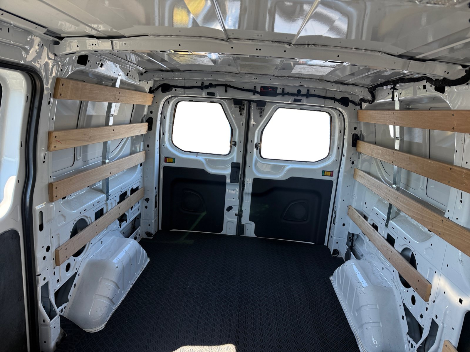 Certified 2025 Ford Transit 250 Low Roof w/ Exterior Upgrade Package RWD image 16