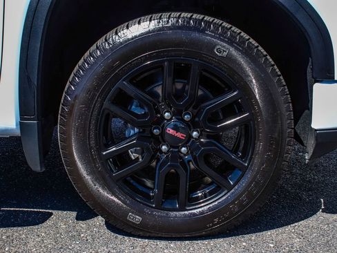 Used 2025 GMC Sierra 1500 Elevation AWD/4WD image 7