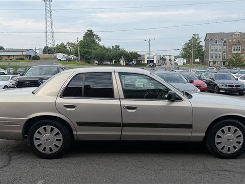 Used 2010 Ford Crown Victoria Police Interceptor RWD image 12