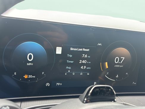New 2027 Hyundai Santa Fe Calligraphy FWD image 13