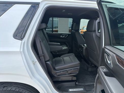 Used 2023 Chevrolet Tahoe Z71 w/ Luxury Package AWD/4WD image 28