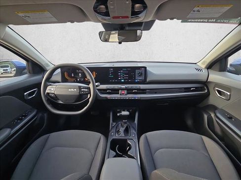 Used 2025 Kia K4 FWD image 15