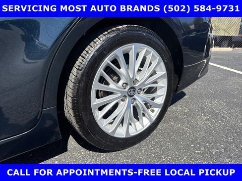 Used 2019 Toyota Camry XLE w/ Driver Assist Package image 12