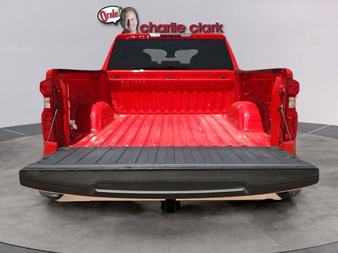 Used 2025 Chevrolet Silverado 1500 LT AWD/4WD image 9