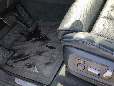 Used 2023 BMW X5 sDrive40i w/ Premium Package image 17