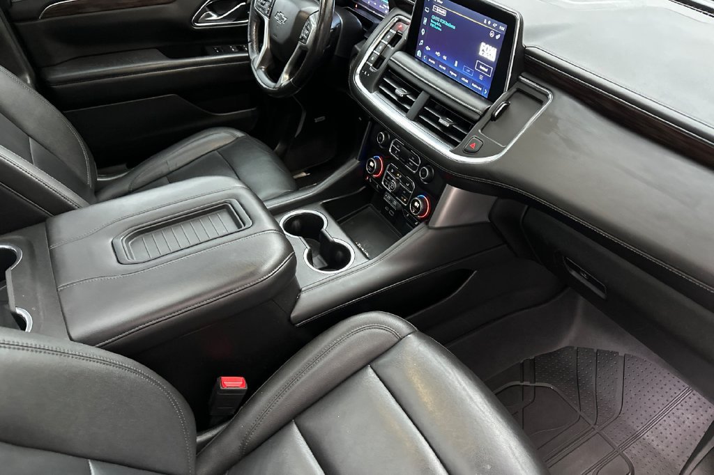 Used 2023 Chevrolet Tahoe Z71 w/ Luxury Package AWD/4WD image 23