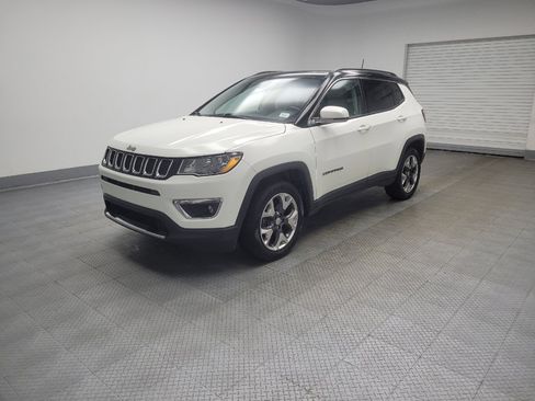 Used 2017 Jeep Compass Limited w/ Safe & Security Group AWD/4WD image 2