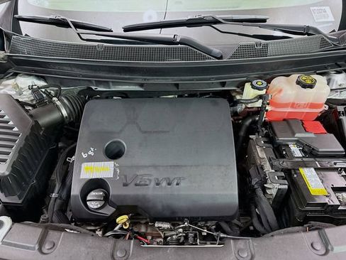 Used 2020 Chevrolet Traverse Premier image 32