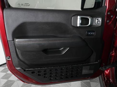 Used 2022 Jeep Wrangler Unlimited Rubicon AWD/4WD image 13