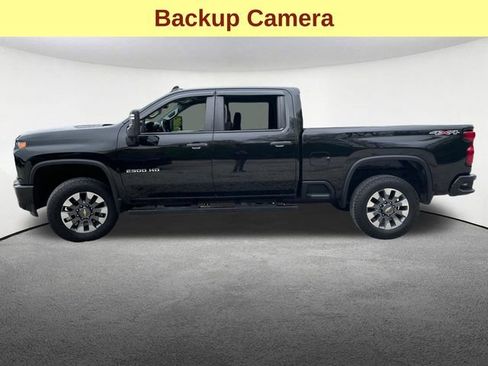 Used 2022 Chevrolet Silverado 2500 Custom w/ Custom Value Package AWD/4WD image 6