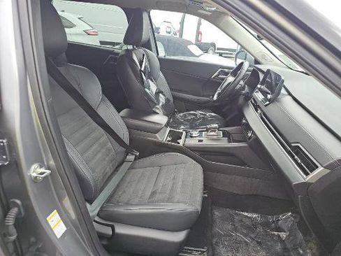 Used 2023 Mitsubishi Outlander SE AWD/4WD image 4