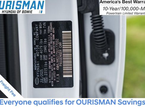 New 2025 Hyundai Elantra Limited image 36