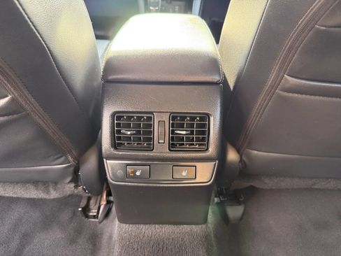Used 2016 Subaru Outback 2.5i Limited AWD/4WD image 20