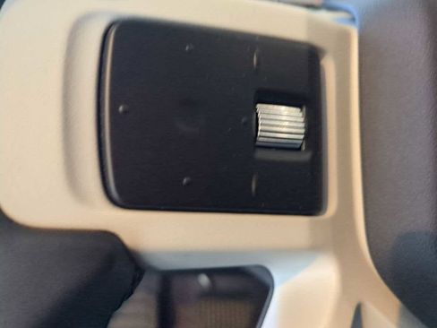 New 2023 Land Rover Defender 130 SE image 11