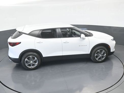 Used 2024 Chevrolet Blazer LT image 49