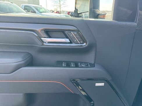 New 2026 GMC Sierra 2500 AT4 w/ AT4 Premium Plus Package AWD/4WD image 13
